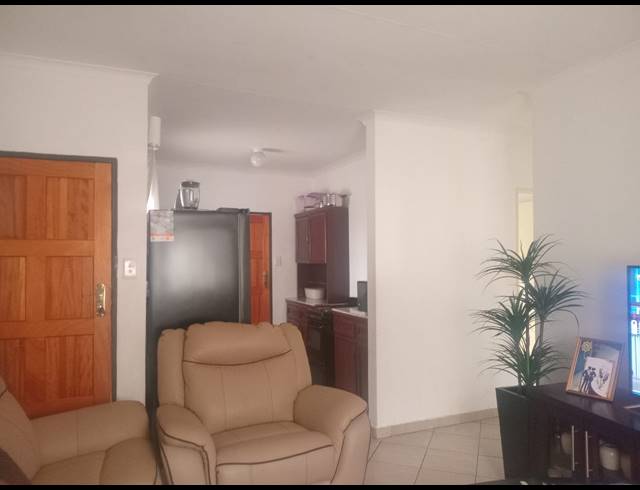 3 BEDROOM HOUSE FOR SALE IN VANDERBIJLPARK CE 3